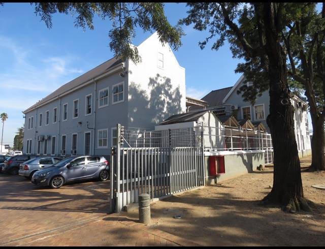 52M² OFFICE TO LET IN AUDAS ESTATE
